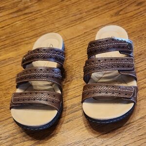 Clarks Sandals Size 6.5